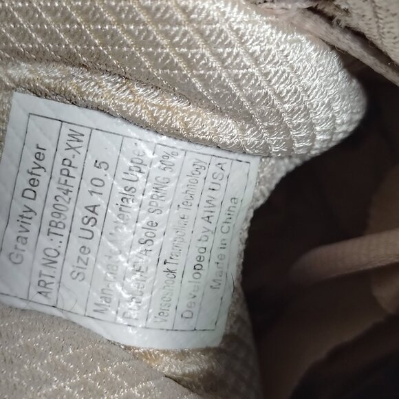 Gdefy Gravity Defyer Womens Size 10.5 Energiya VersaShock Cross Training Sneaker - Picture 8 of 9